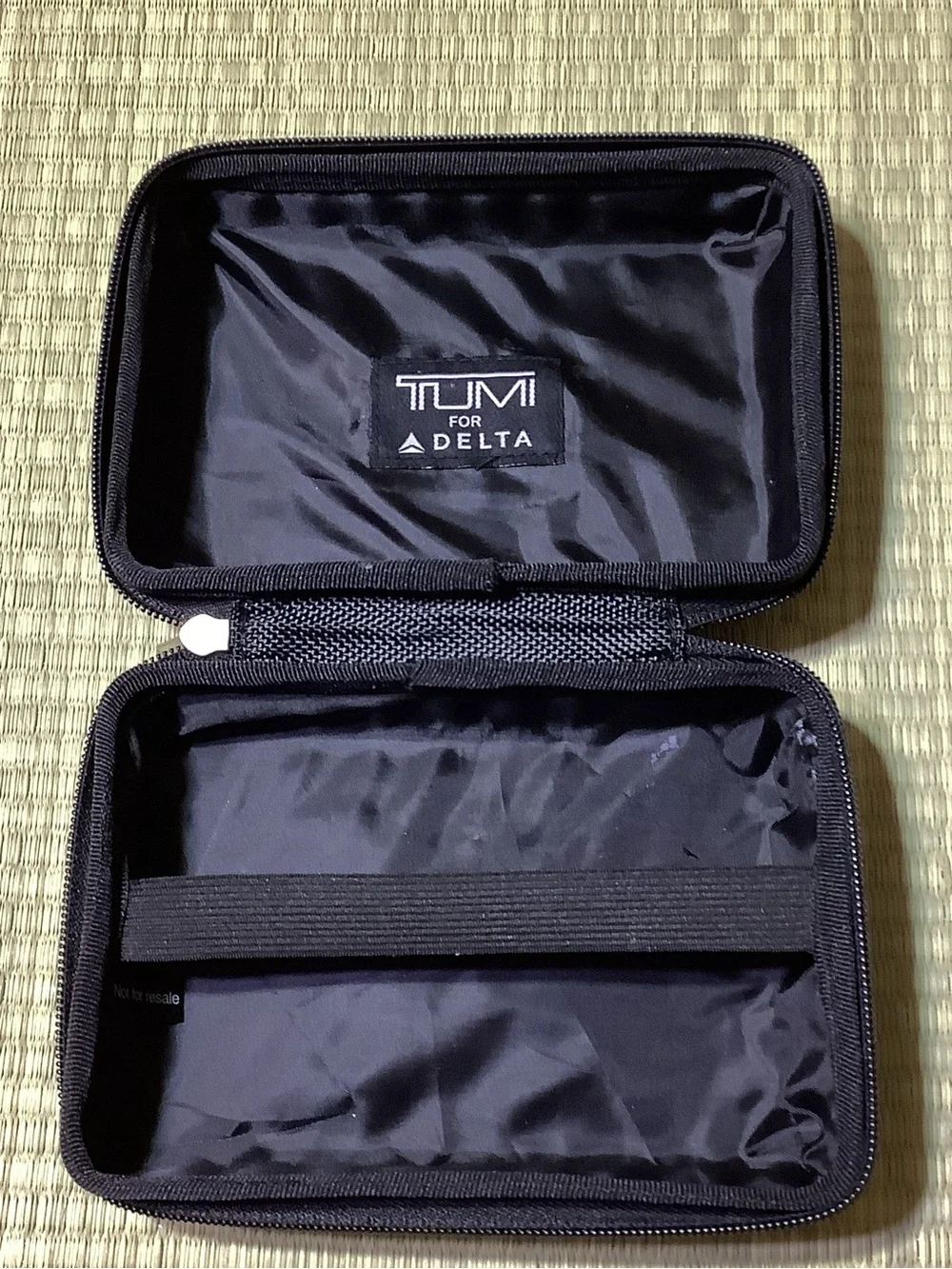 Tumi for Delta Grey Hard Shell Amenity Case Mini Traveling Electronic Case